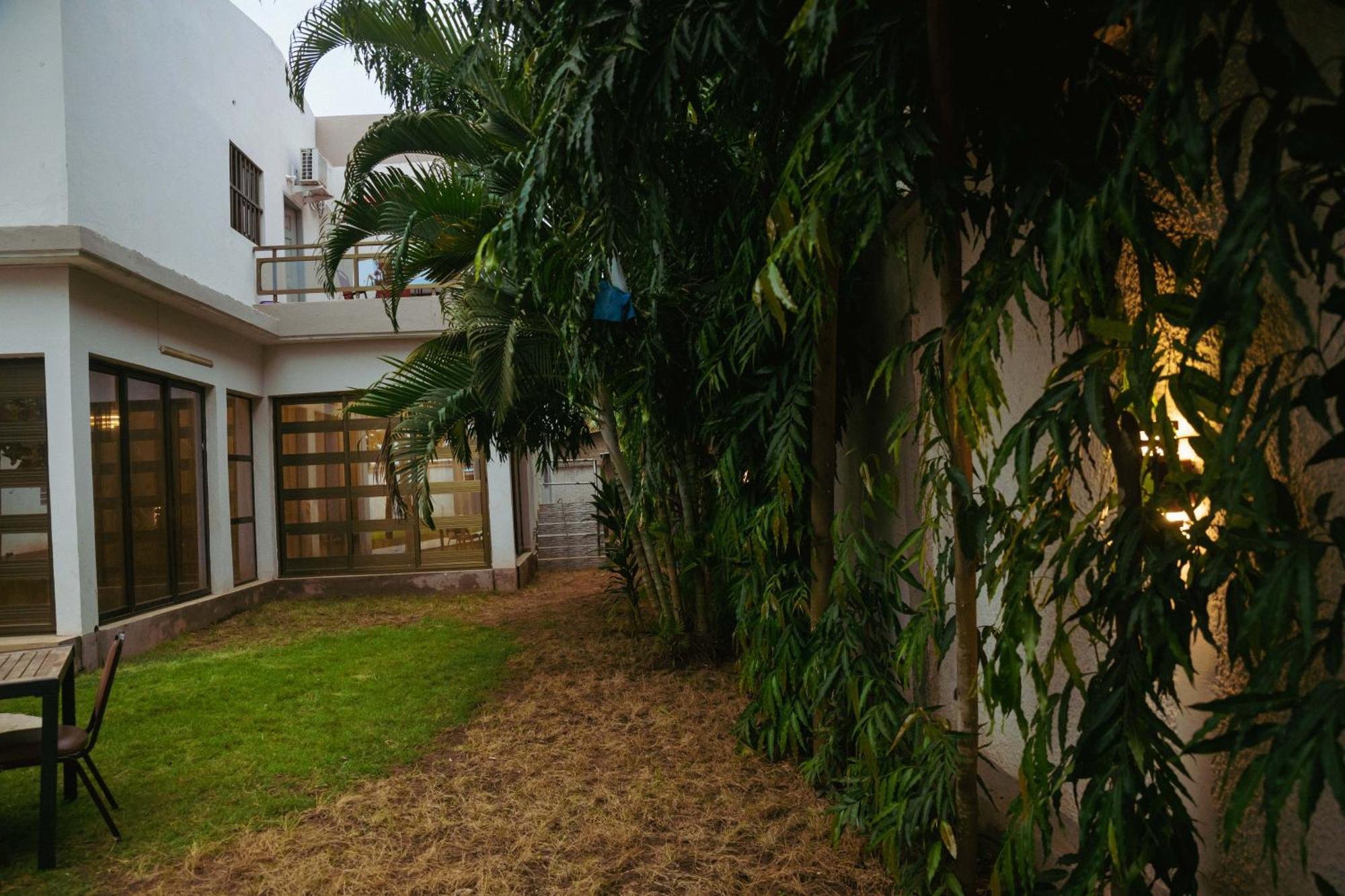 Studio Residence Condominium Lomé Buitenkant foto