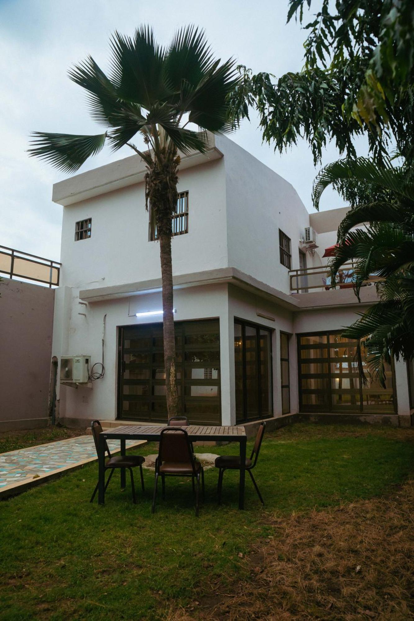Studio Residence Condominium Lomé Buitenkant foto