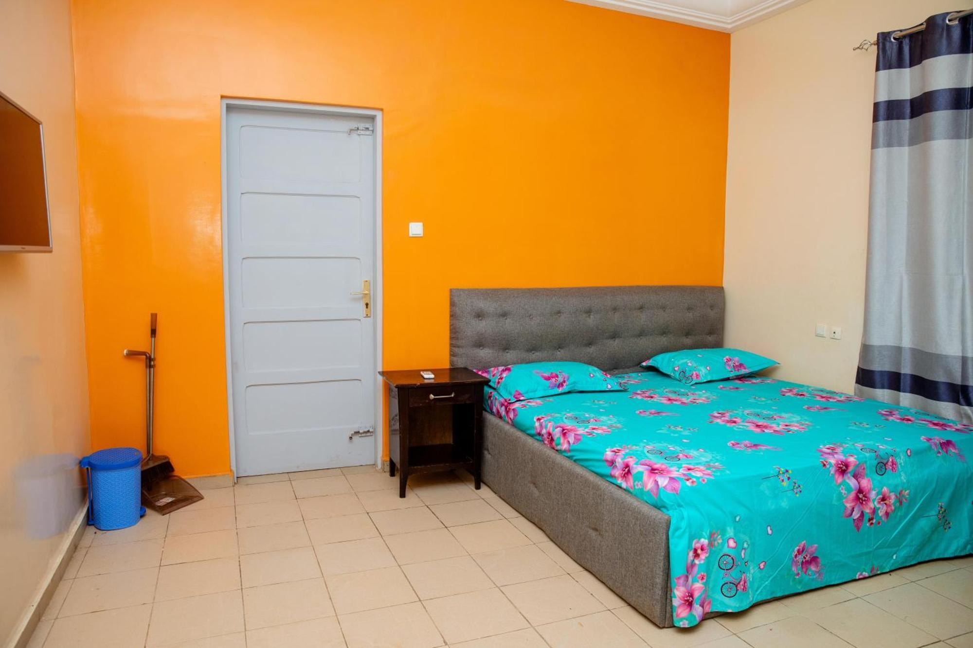 Studio Residence Condominium Lomé Buitenkant foto