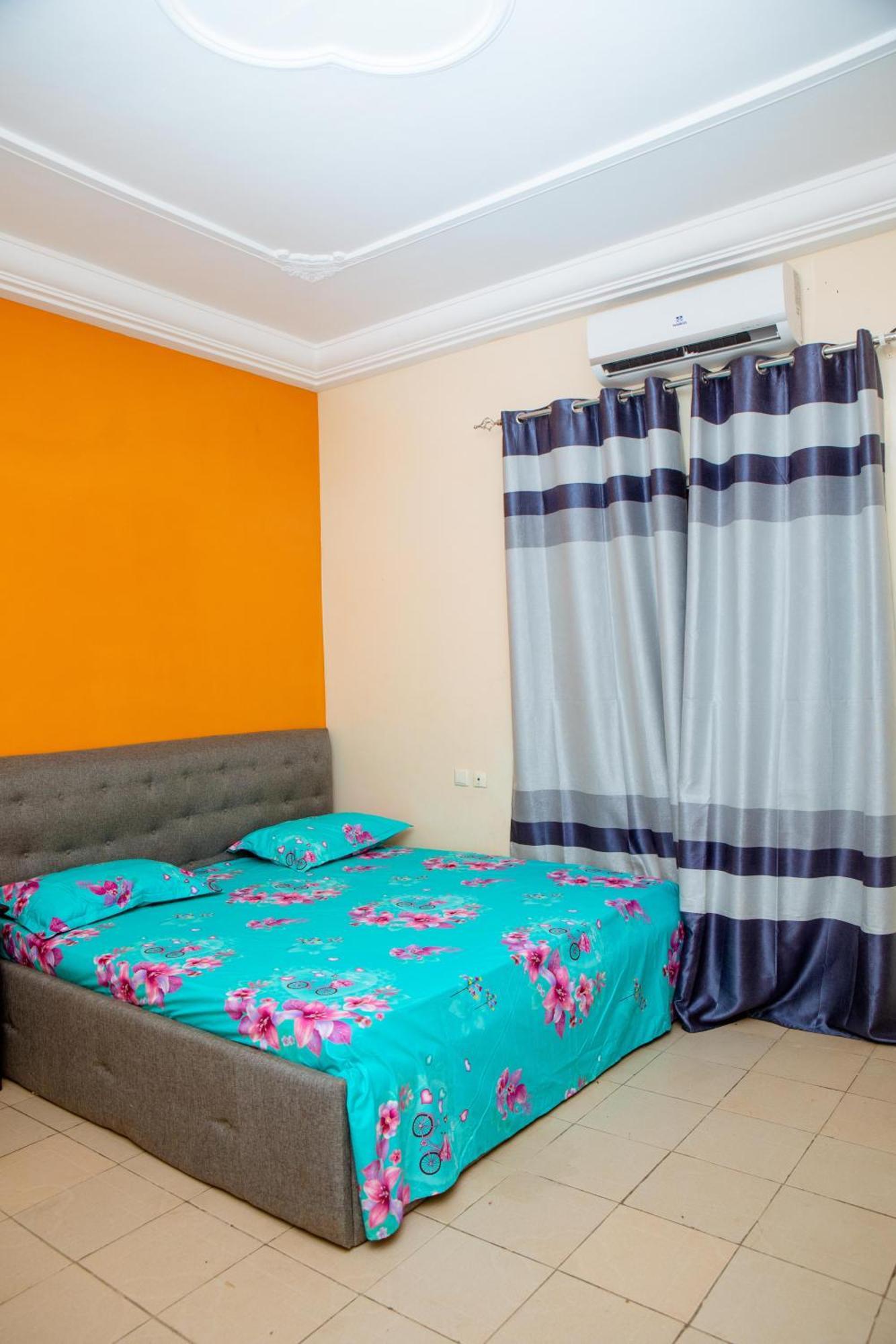 Studio Residence Condominium Lomé Buitenkant foto