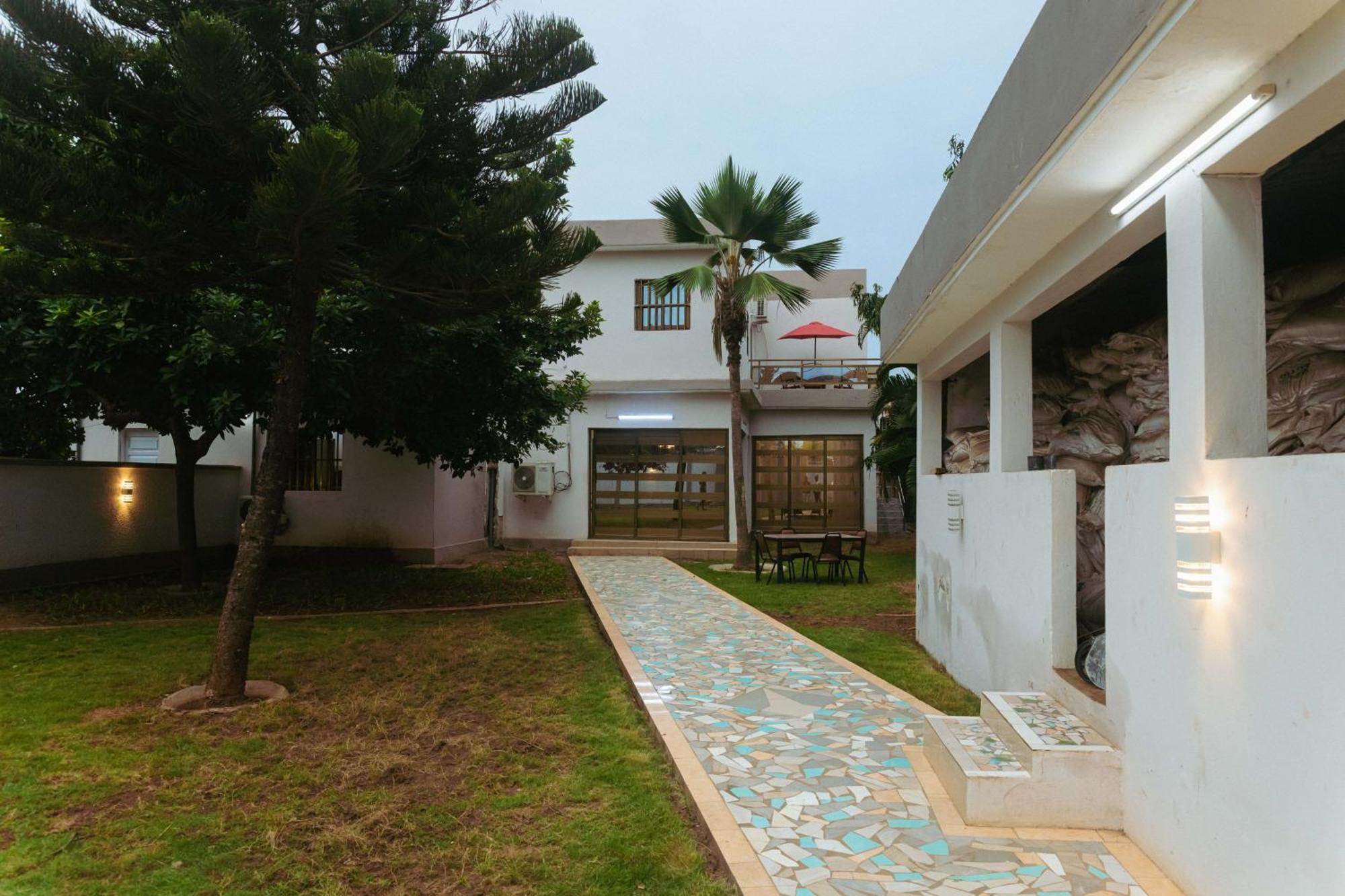 Studio Residence Condominium Lomé Buitenkant foto
